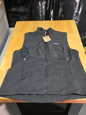 Patagonia Black Quilted Vest with Chest Logo
